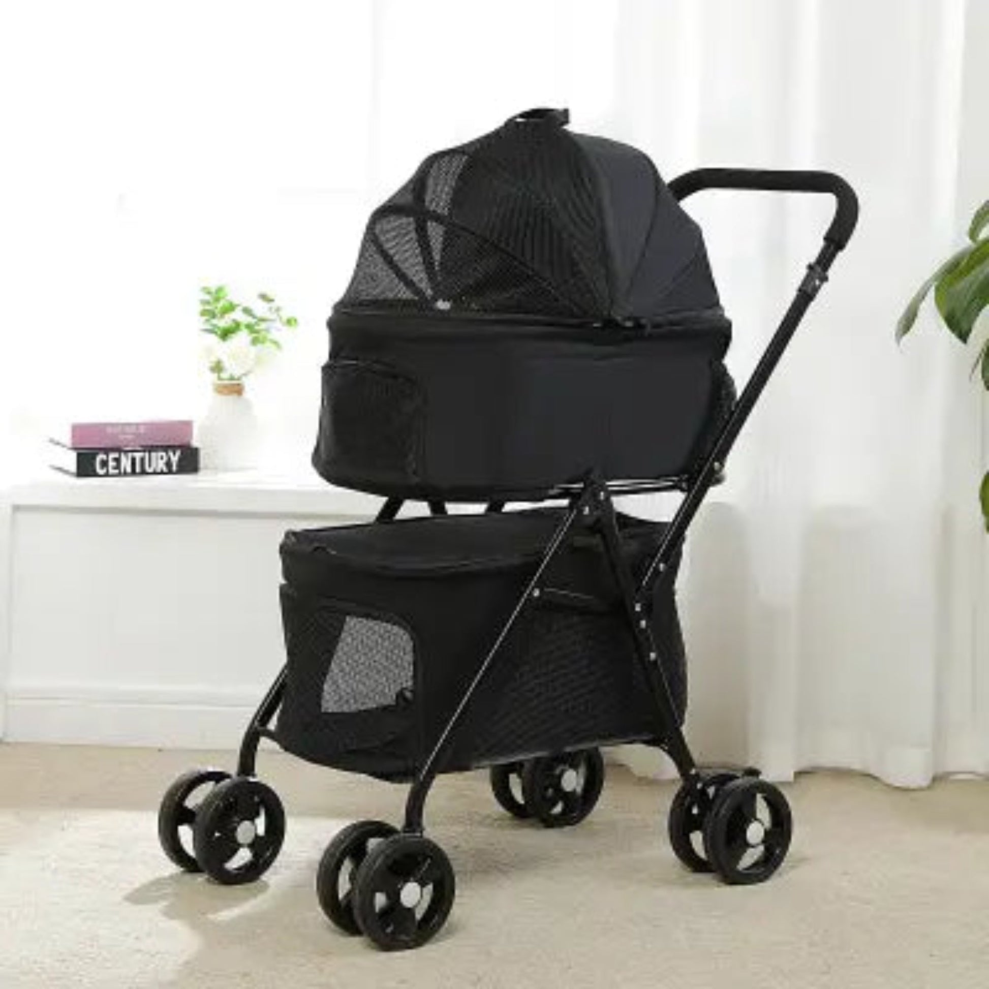 Poussette pour chien PetStroller noire, capote avec fenêtre en maille et rangement latéral