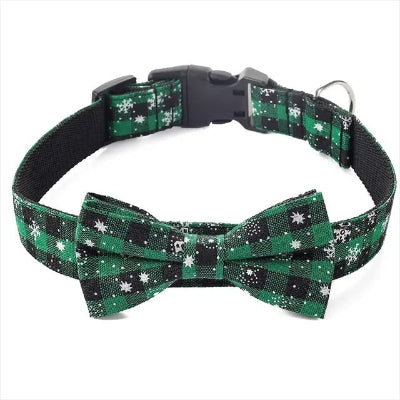 collier chien vert bel ambiance de noel