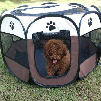 Parc pour chien chiot confortable à l'intérieur