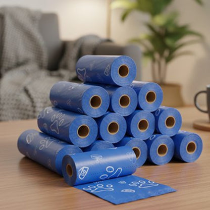 Sac à crotte EcoBalade : rouleaux bleus imprimés de pattes, format compact