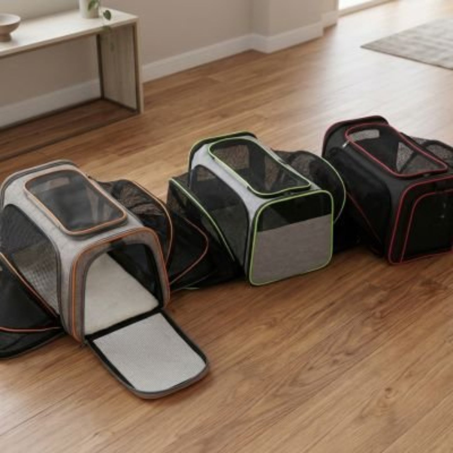 Sac de transport pour chien extensible à parois en maille et portes latérales ouvertes